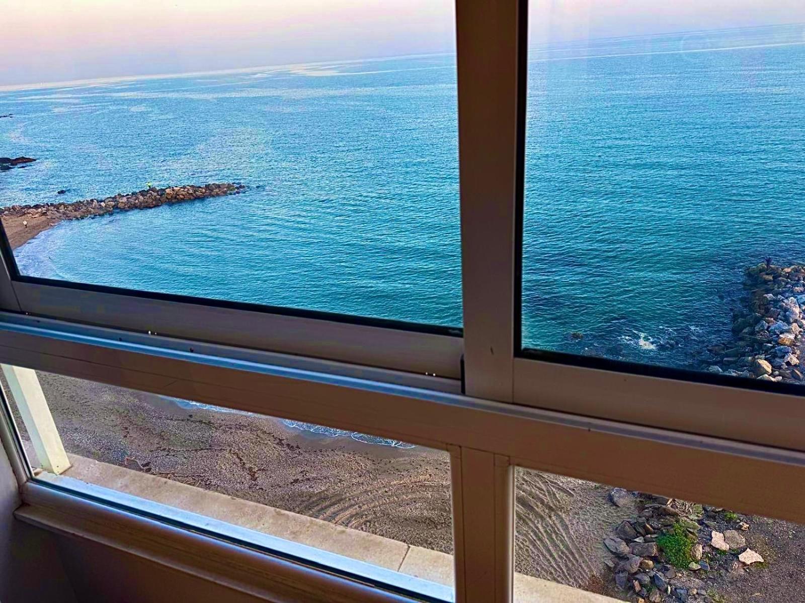 Primera Linea De Playa Benalmadena La Perla Playa Paraiso Luaran gambar